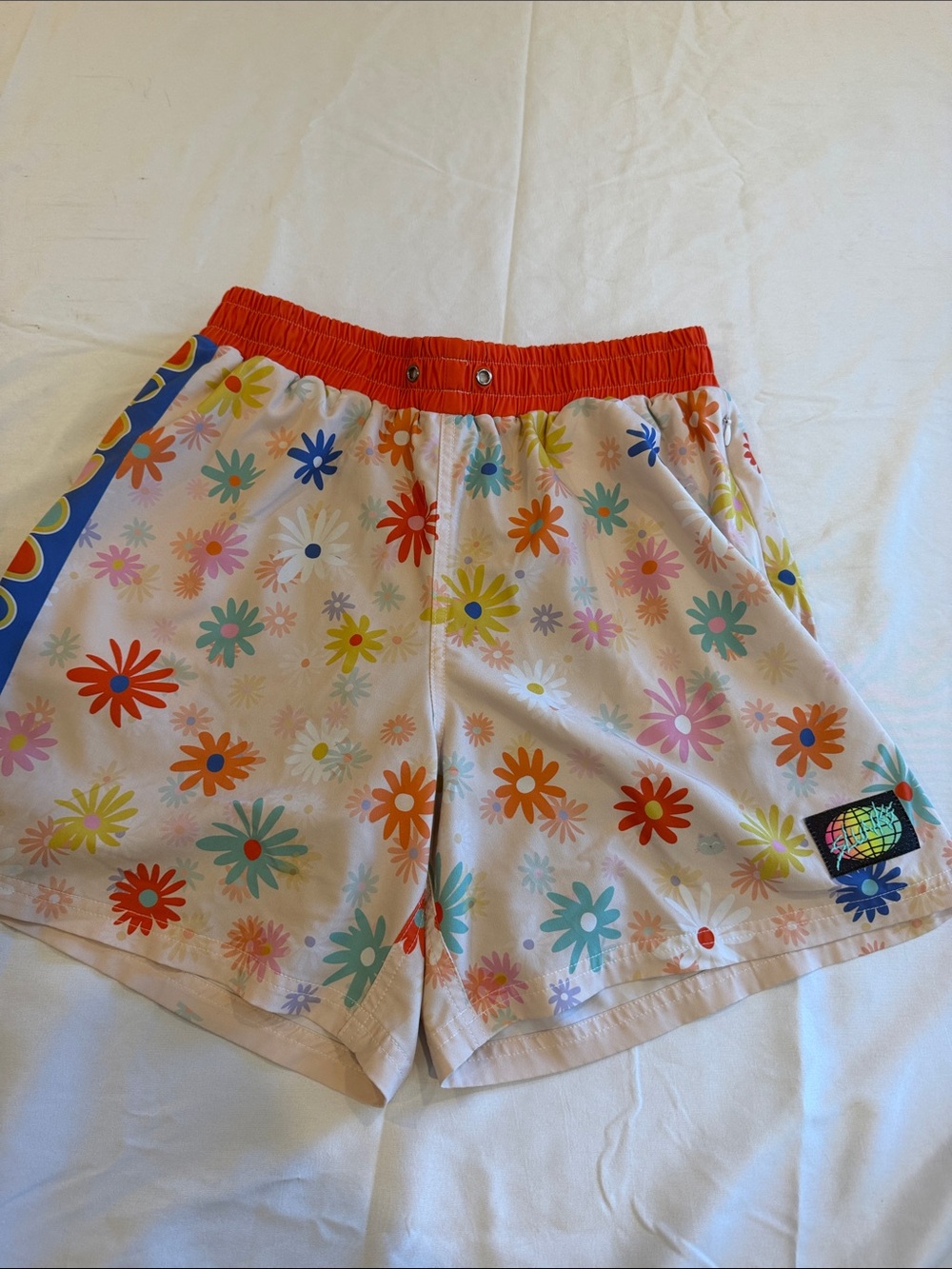 T0109200 Slunks Colorful Daisy Print Good Vibes Swim Shorts - SZ M